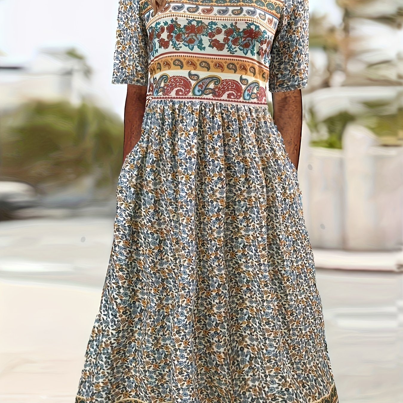 Boho Floral Print Ruched Dress with Pockets