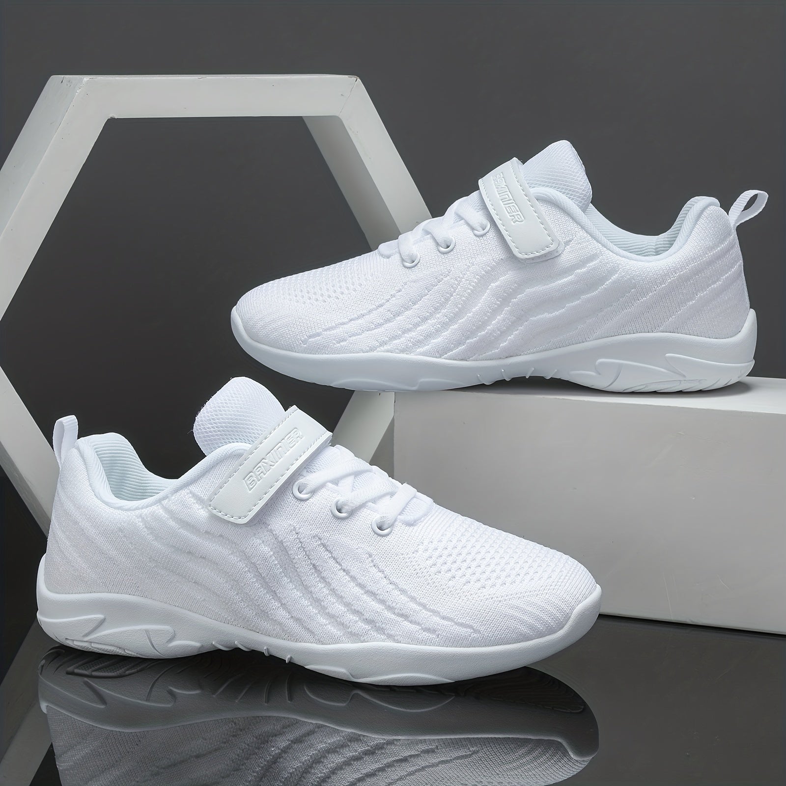 Girls Lightweight Breathable Cheerleading Shoes For Teenager