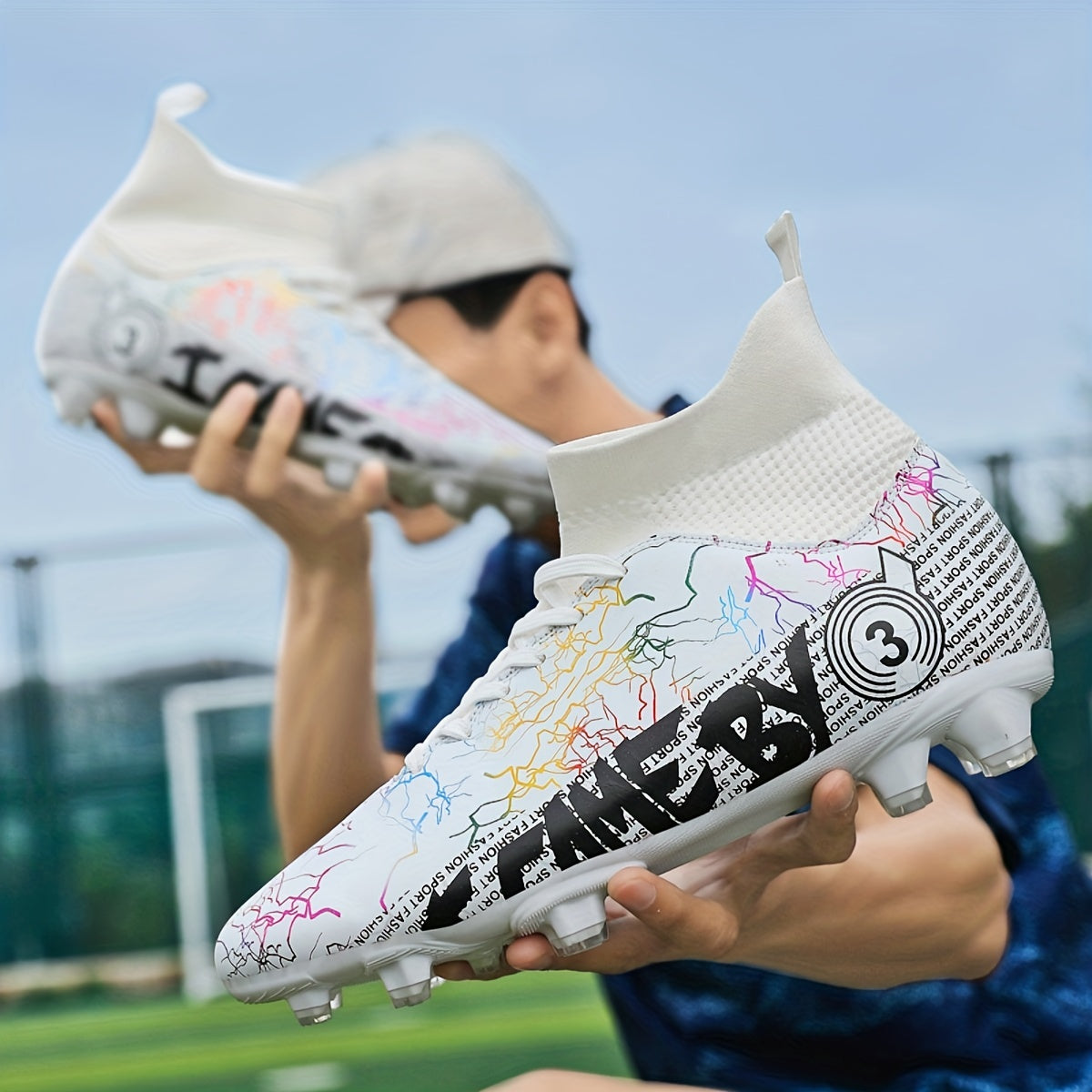 Men's Non Slip Soccer Shoes Outdoor Football Shoes Lightweight Breathable Cleats