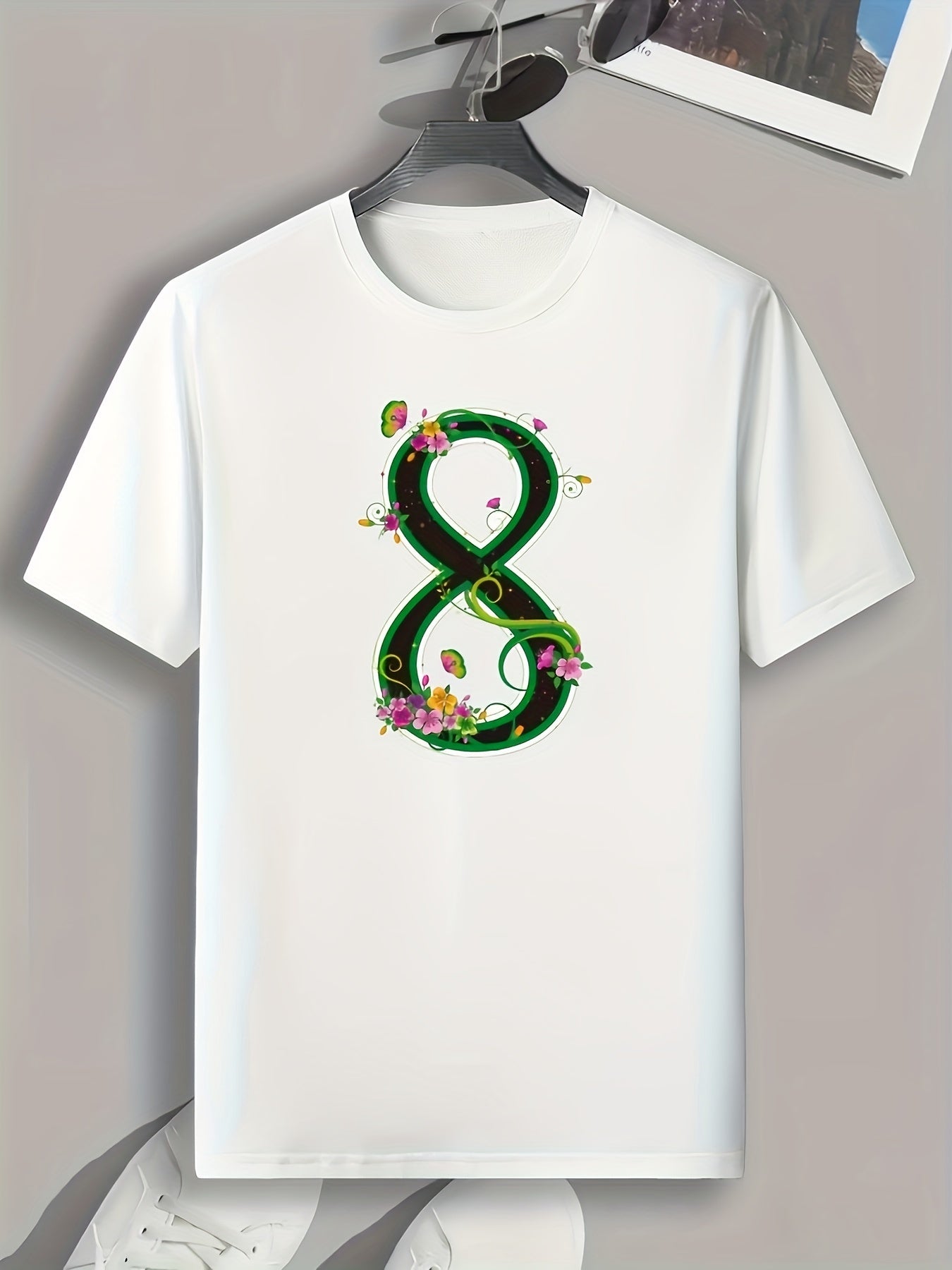 Number 8 Pattern Print Men's Comfy Sports T-Shirt