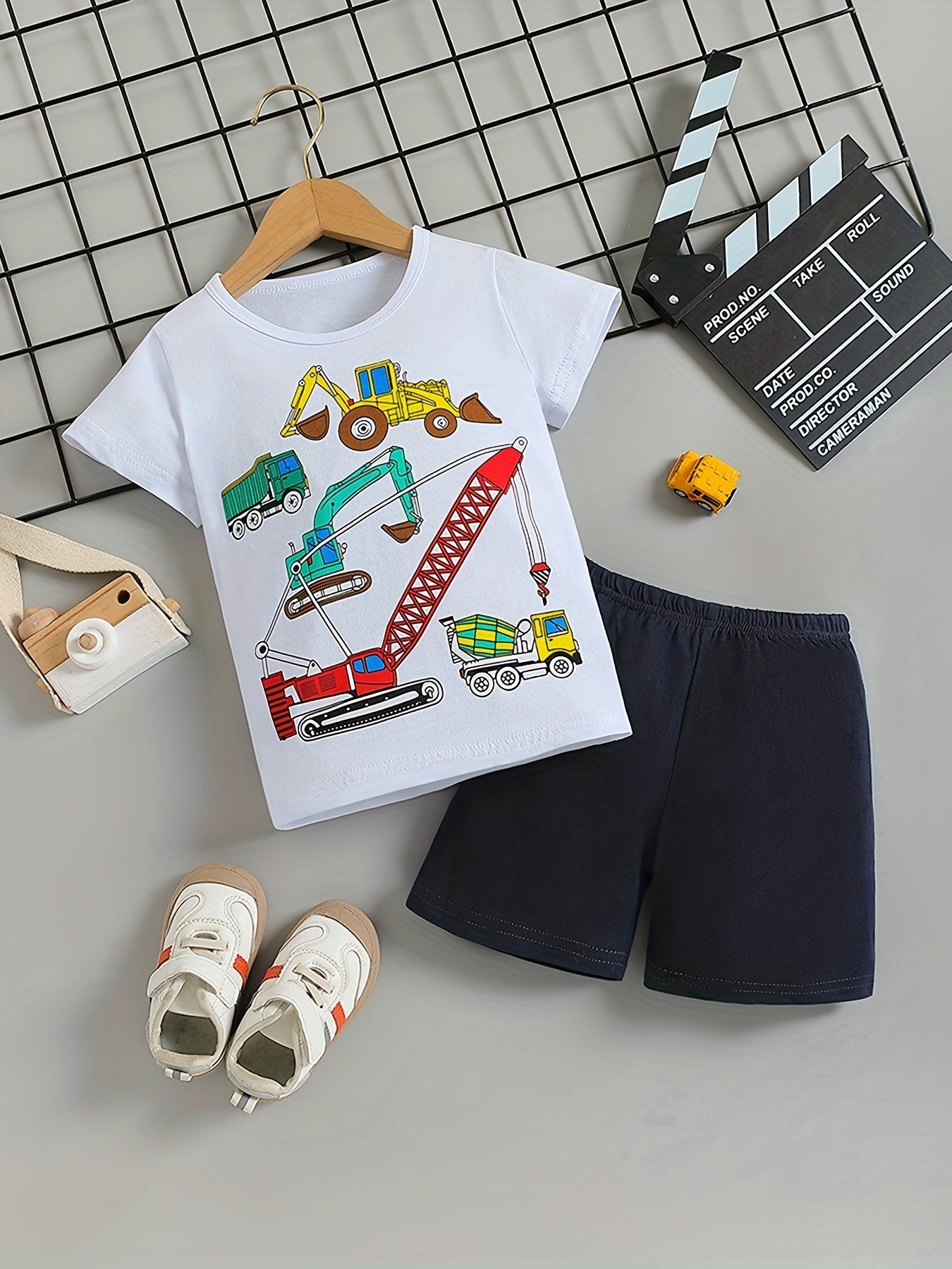 Boys Cartoon Construction Truck Casual Outfit T shirt & Shorts Summer Set