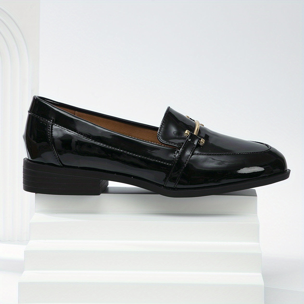 Women's Metallic Platform Loafers Slip On Round Toe Low Patent Leather Shoes