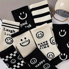 Smiling Face Print Socks in 8 Pairs Mid Tube Women's Stockings
