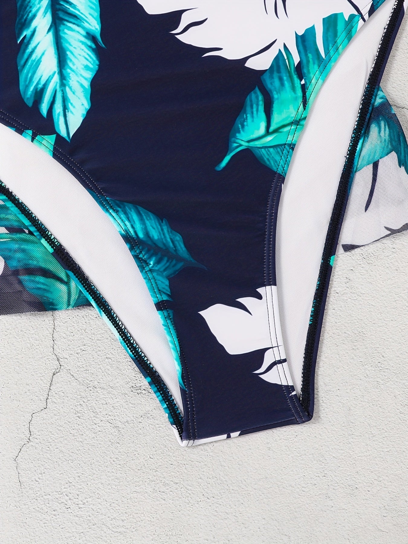 Tropical Print V Neck Tankini Set