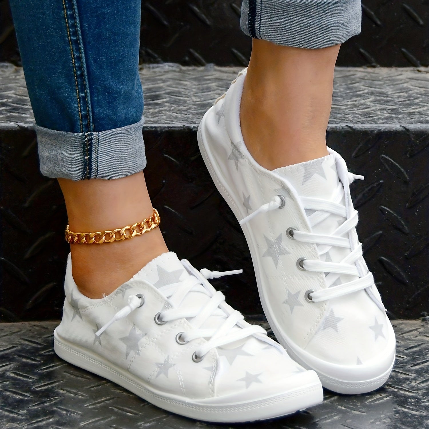 Women's Star Printed Canvas Shoes Casual Lace Up Low Top Sneakers