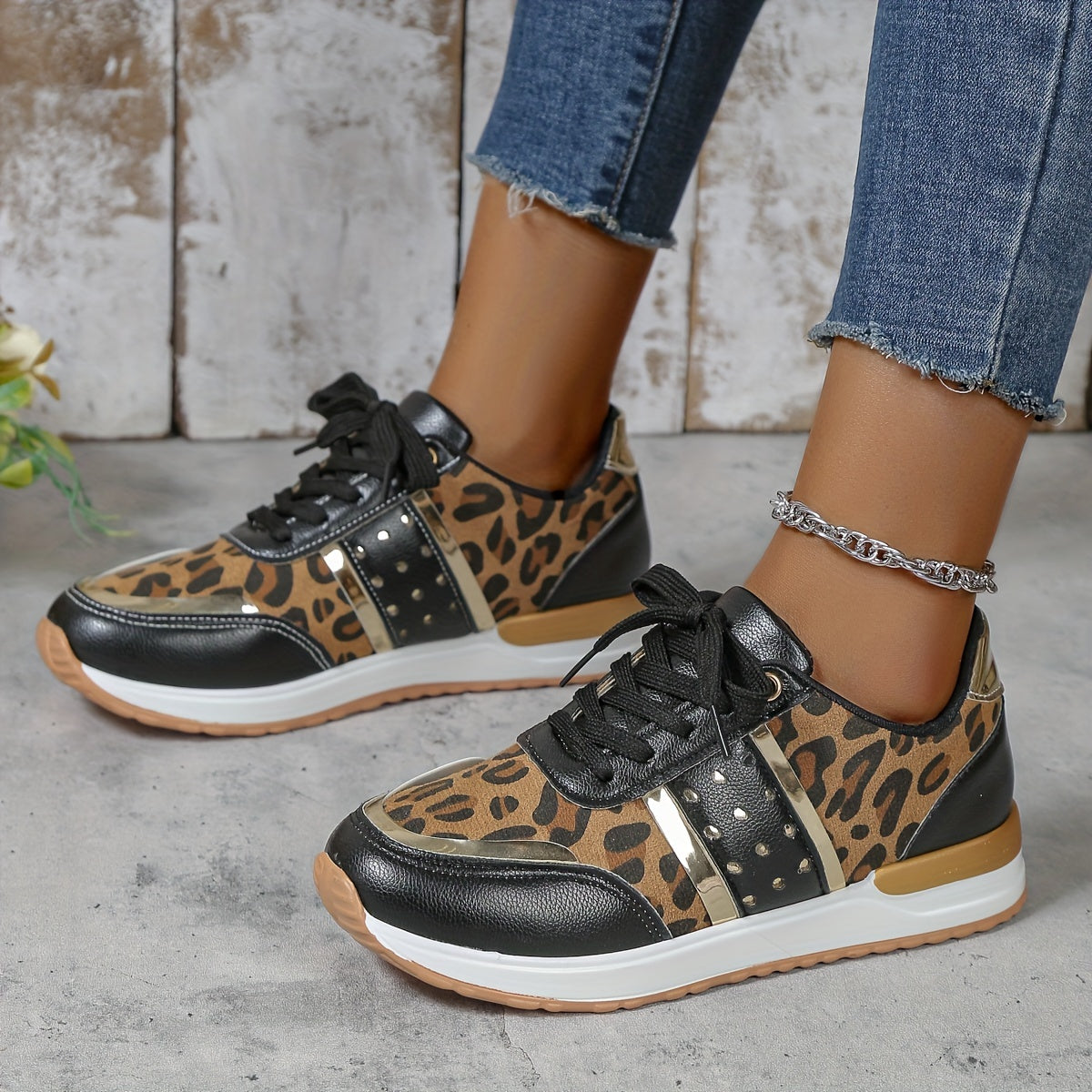 Leopard Print Faux Leather Running Shoes Casual Sneakers