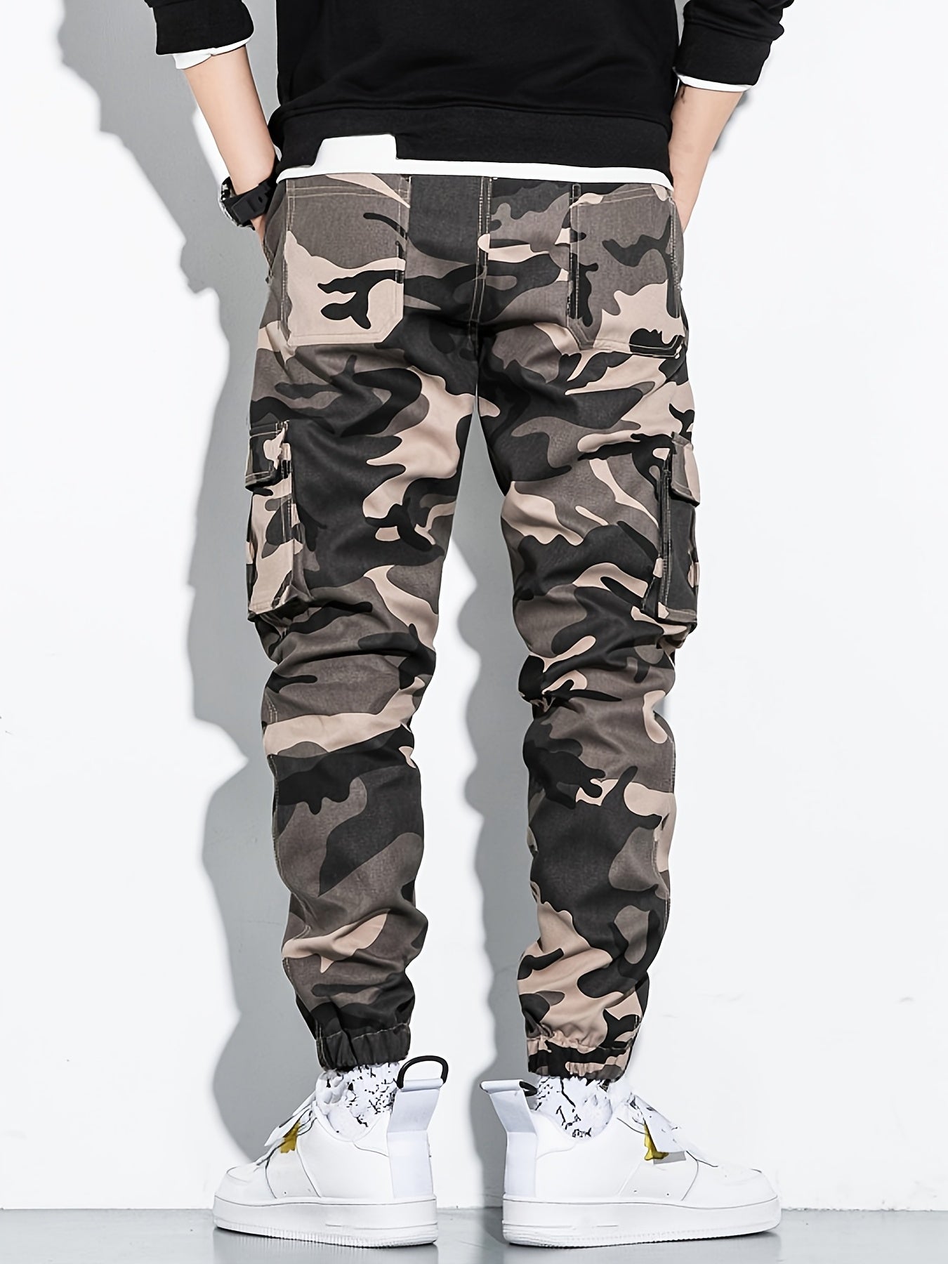 Men's Camo Jogger Pants with Flap Pockets