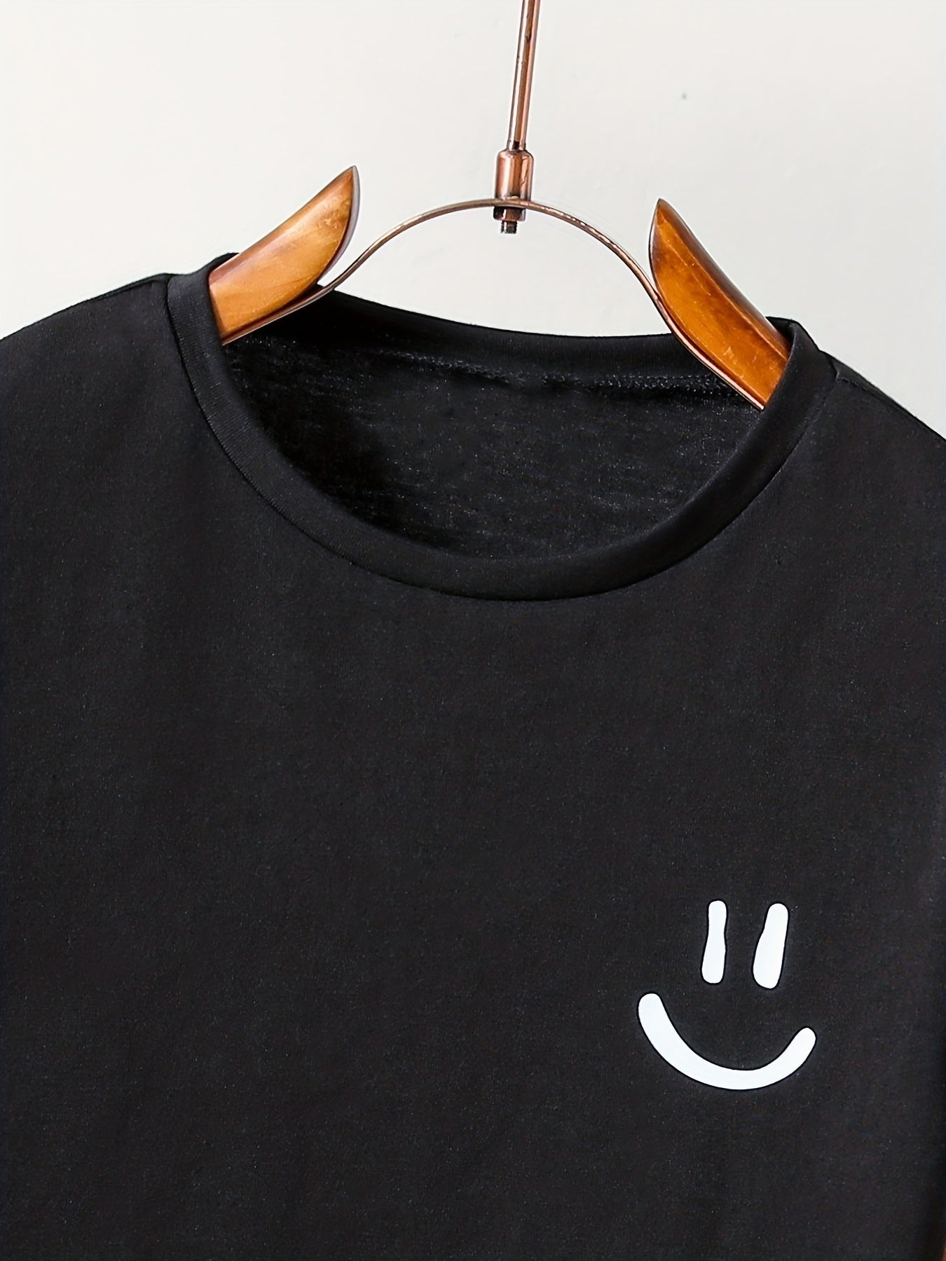 Boy's Happy Face Print T-shirt & Shorts Set for Summer