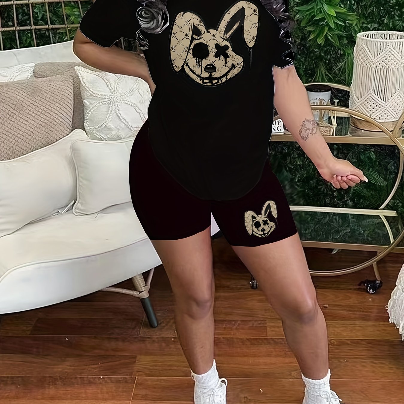 Dark Rabbit Print 2pc Set Crew Neck T Shirt & Shorts Outfits for Spring & Summer