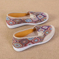 Women's Tribal Flat Shoes Geometric Graphic Slip On Breathable Walking Shoes