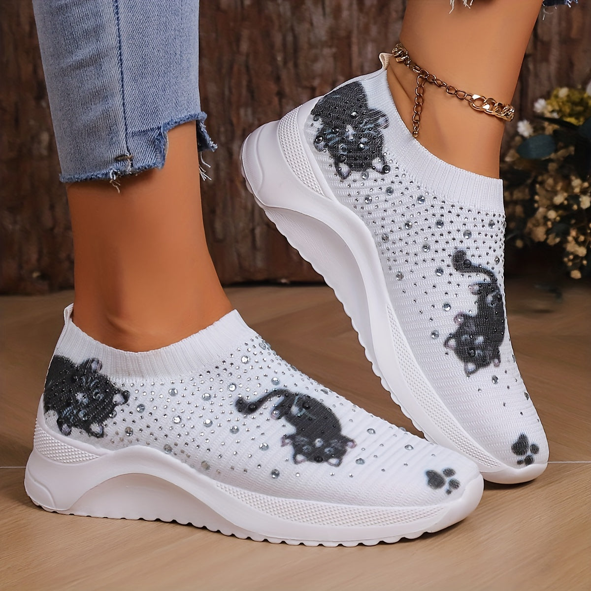 Cat Pattern Rhinestone Decor Breathable Running Shoes Lightweight Sneakers