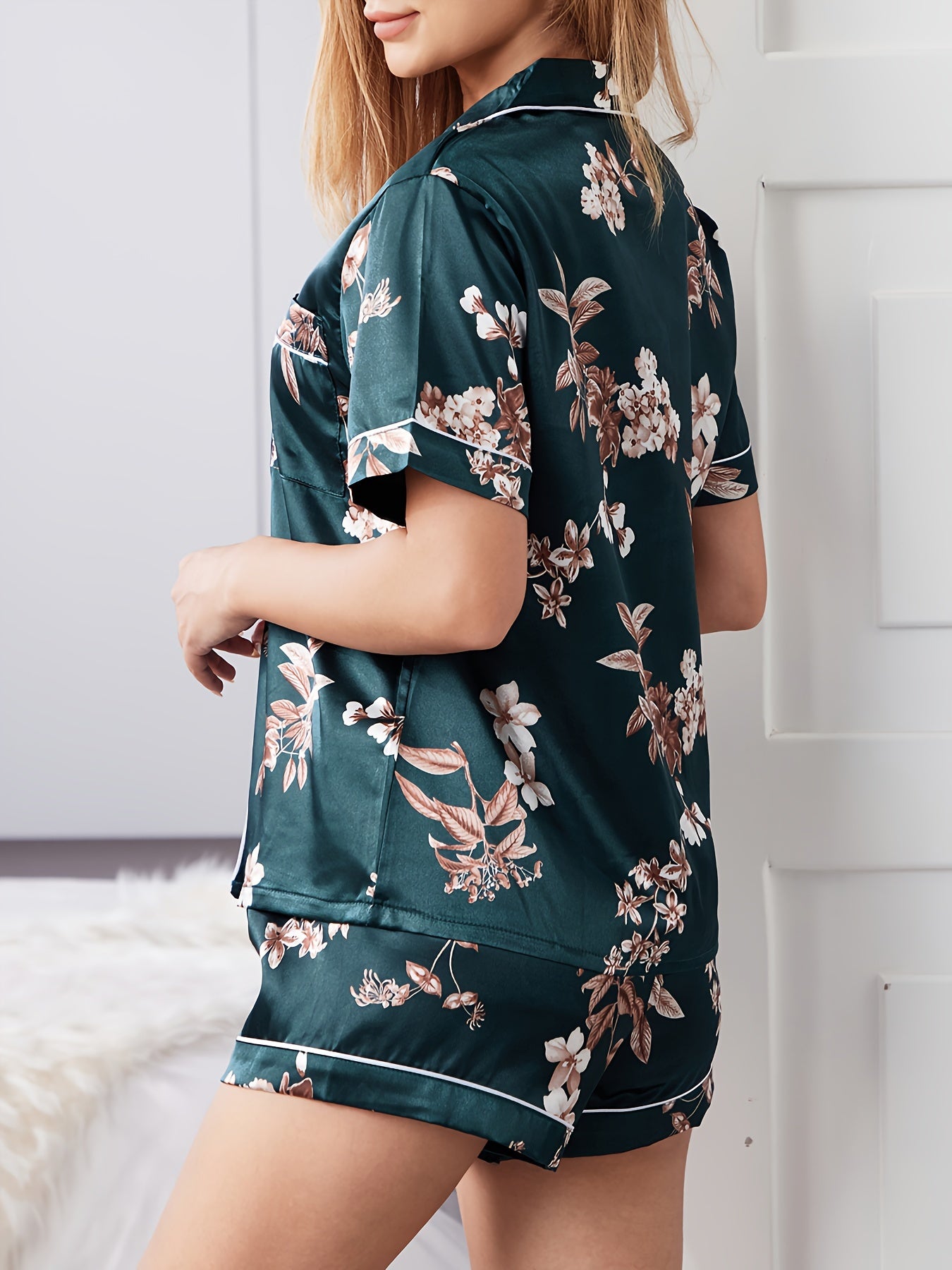 Floral Print Pajamas Set Short Sleeve Top & Shorts