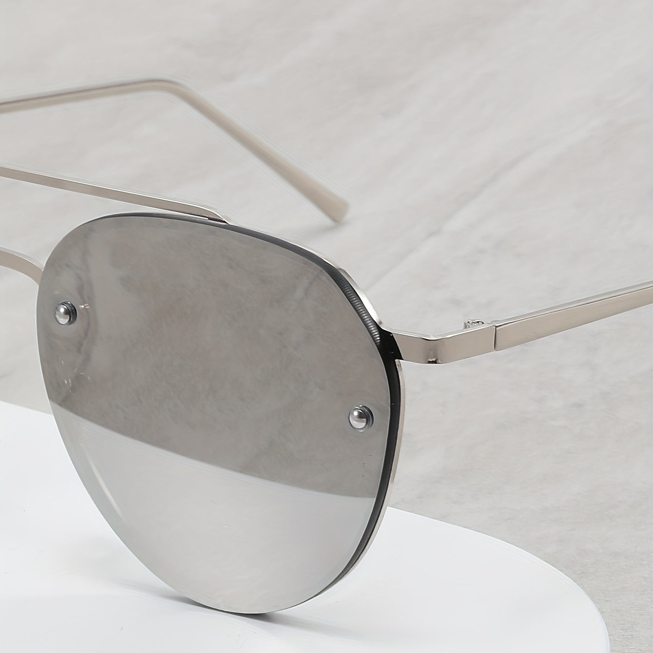Men's Rimless Sunglasses for Street Photography