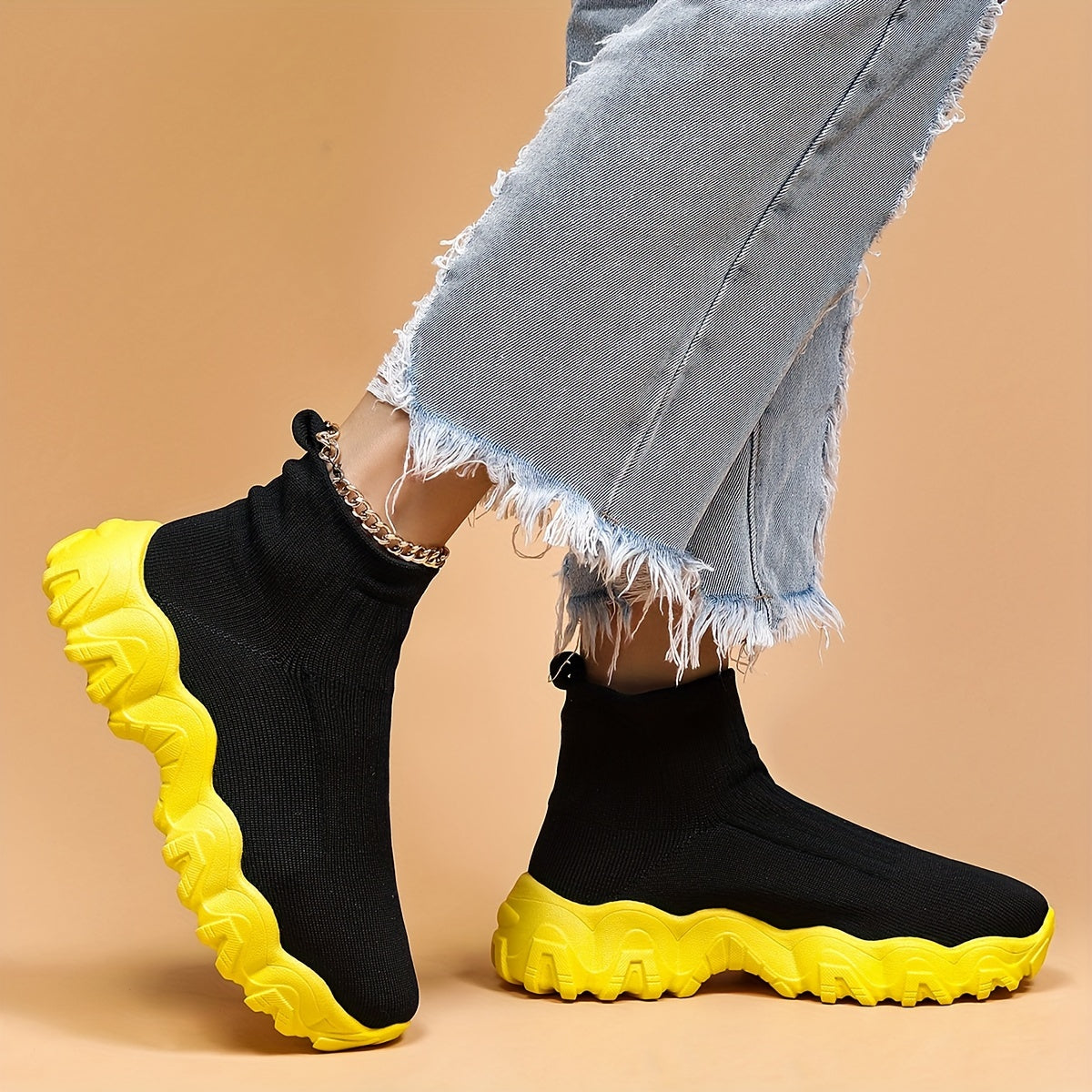 Soft Running Shoes Lightweight Breathable Slip On Outdoor Sneakers