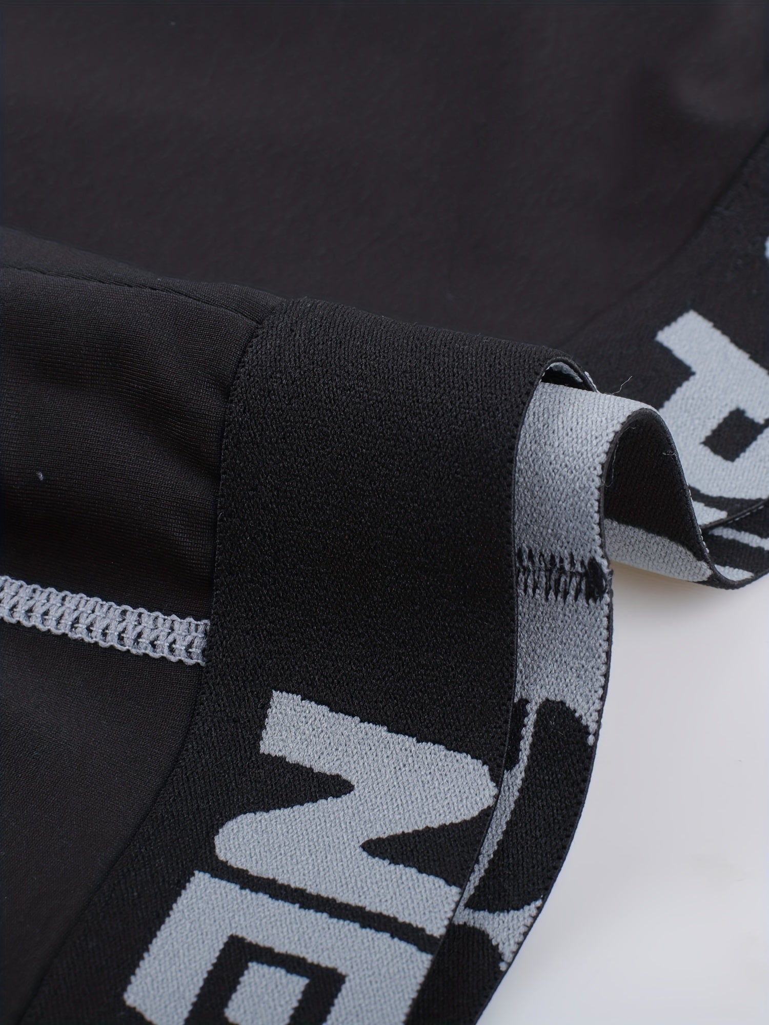 Men's Breathable Sports Shorts Quick Drying Compression Pants