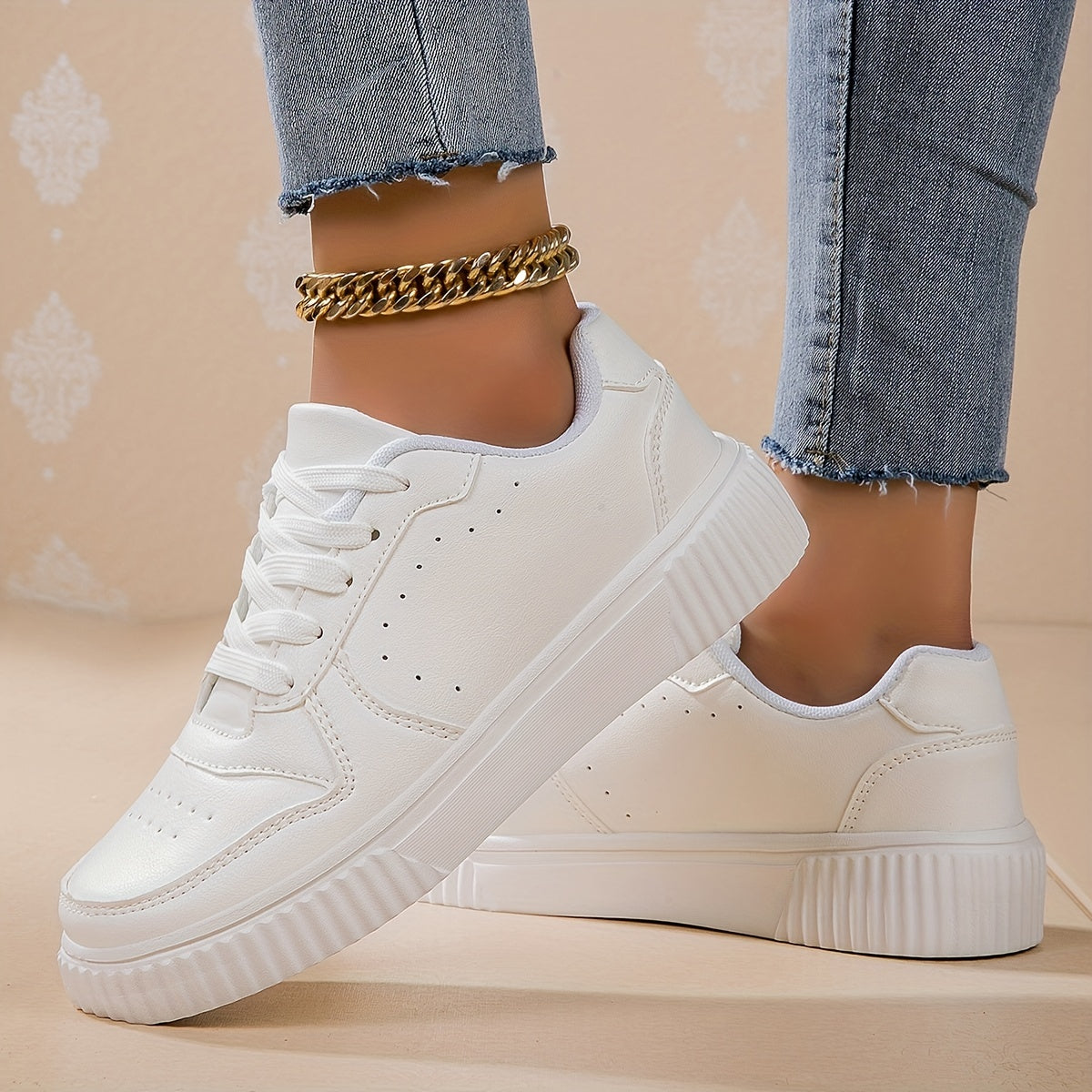 Women's Breathable Skate Shoes Casual Lace Up Flat Shoes Non slip Sports Shoes