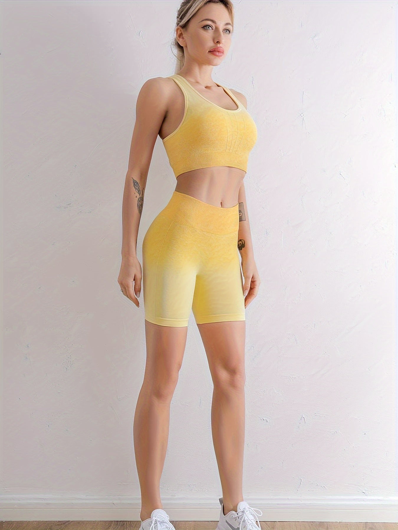 Gradient Yoga Set Racerback Sports Bra & Seamless Shorts Activewear