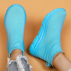 Breathable Slip On Mesh Running Shoes Soft Shock Absorption Outdoor Sneakers