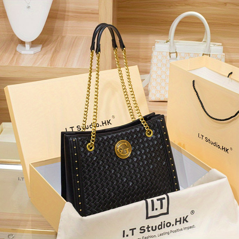 Stylish Underarm Crossbody Bag with Chain Shoulder Strap