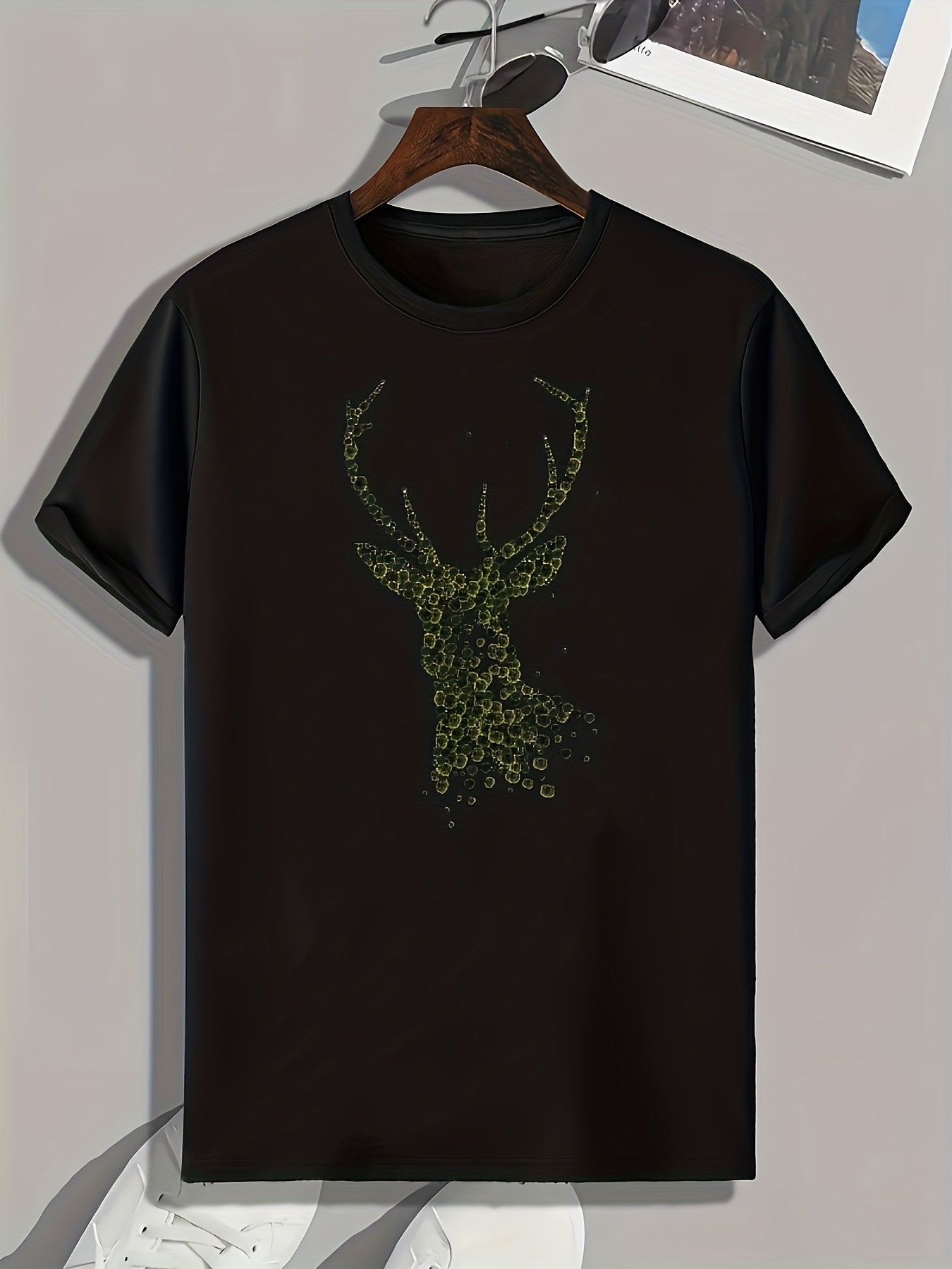Deer Pattern Print Men's Sports T shirt Graphic Tee For Fitness Activities