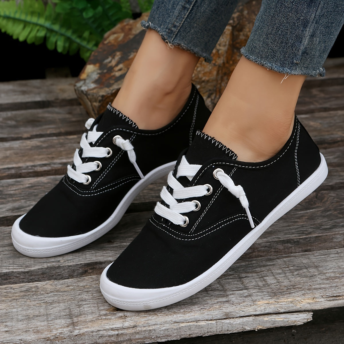 Canvas Flat Skate Shoes Casual Hip Hop Sneakers