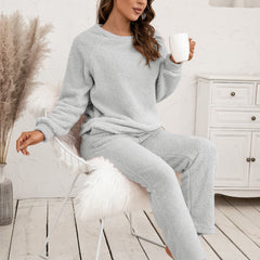 Plush Pajama Set Long Sleeve Crew Neck Top & Pants
