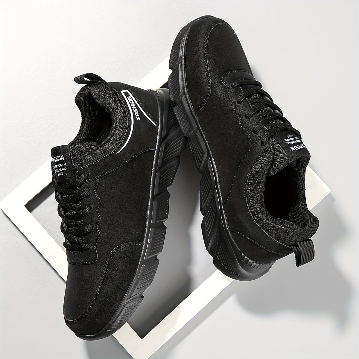 Men's Breathable Running Shoes Soft Sole Sneakers Outdoor Jogging