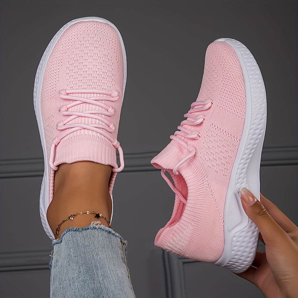 Women's Breathable Lace-up Sneakers Non-slip Running Shoes