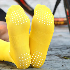 Non slip Cycling Socks Breathable Sweat absorbing Durable Sports Socks