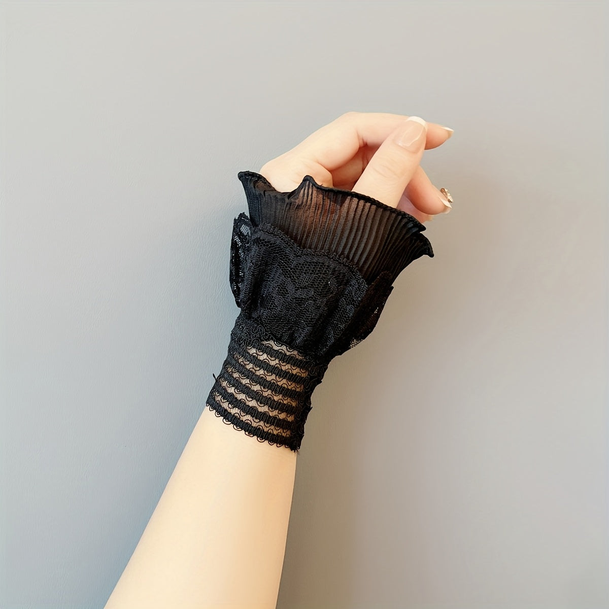 Autumn/Winter Lace Sleeve Cuffs Hollow Floral Edges