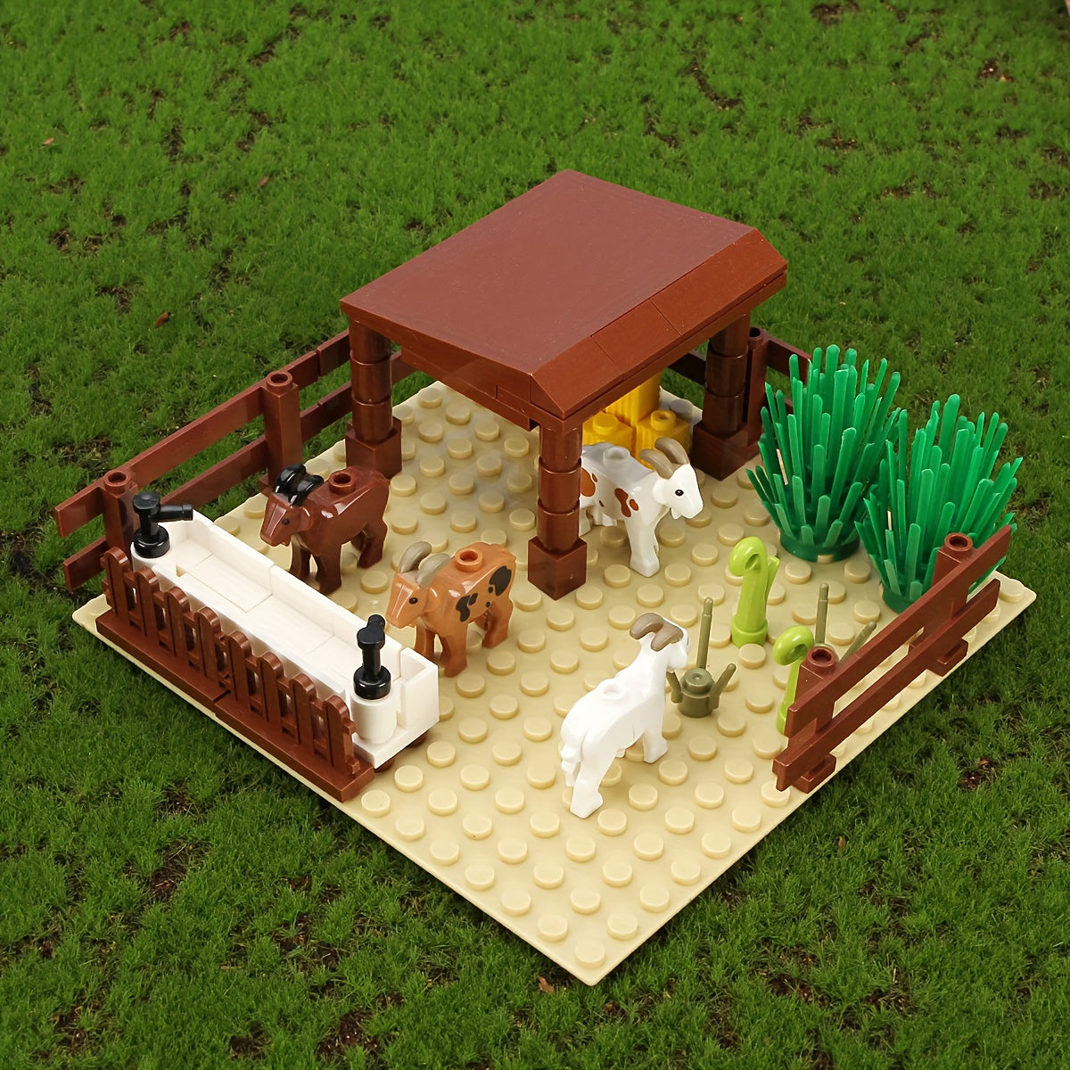 Farm Sheepfold Lamb Goat Tree House Scene Building Blocks Set
