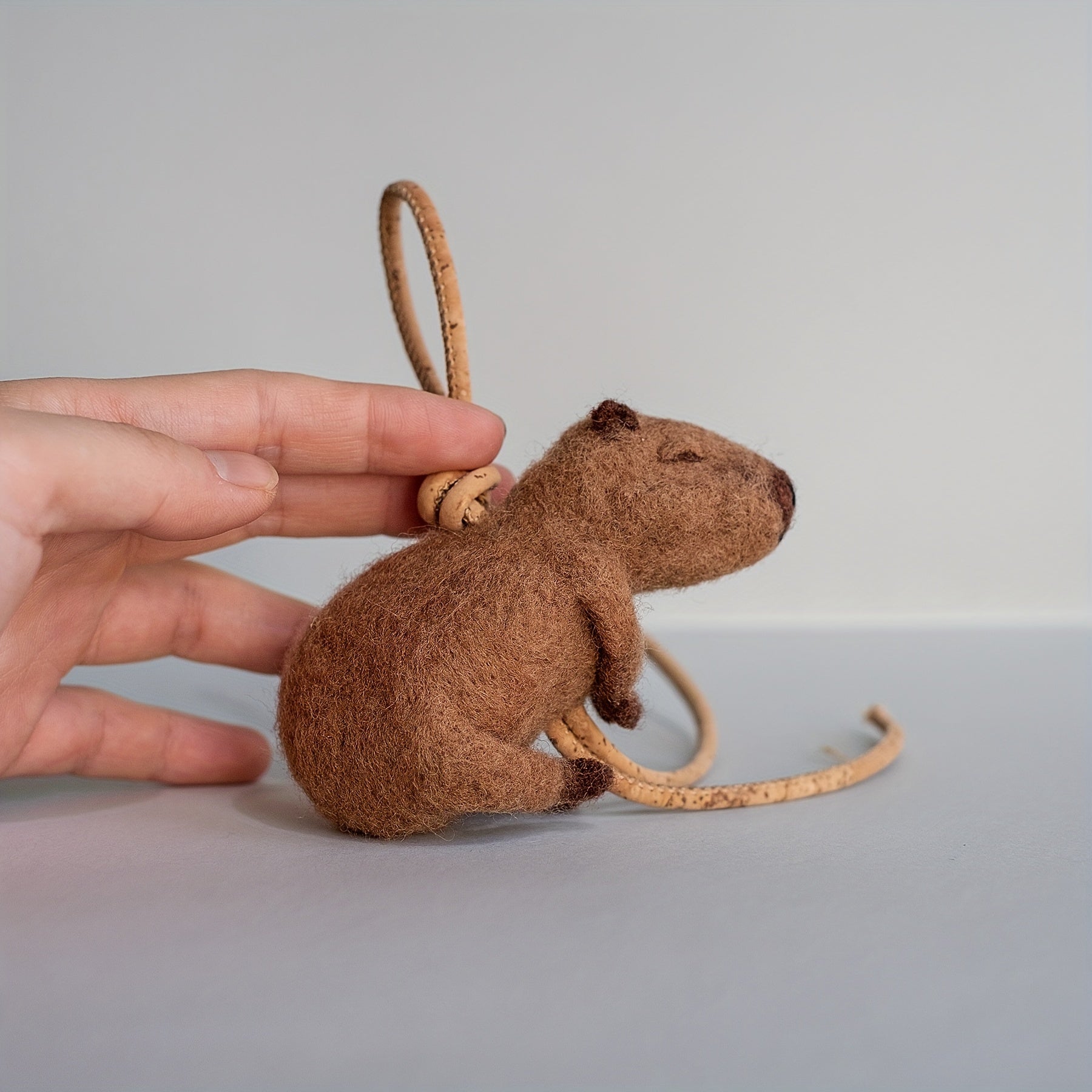DIY Capybara Felt Pendant Kit with Leather Rope