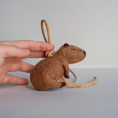 DIY Capybara Felt Pendant Kit with Leather Rope