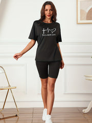 Letter Print T-shirt & Skinny Shorts Set Women's Clothing
