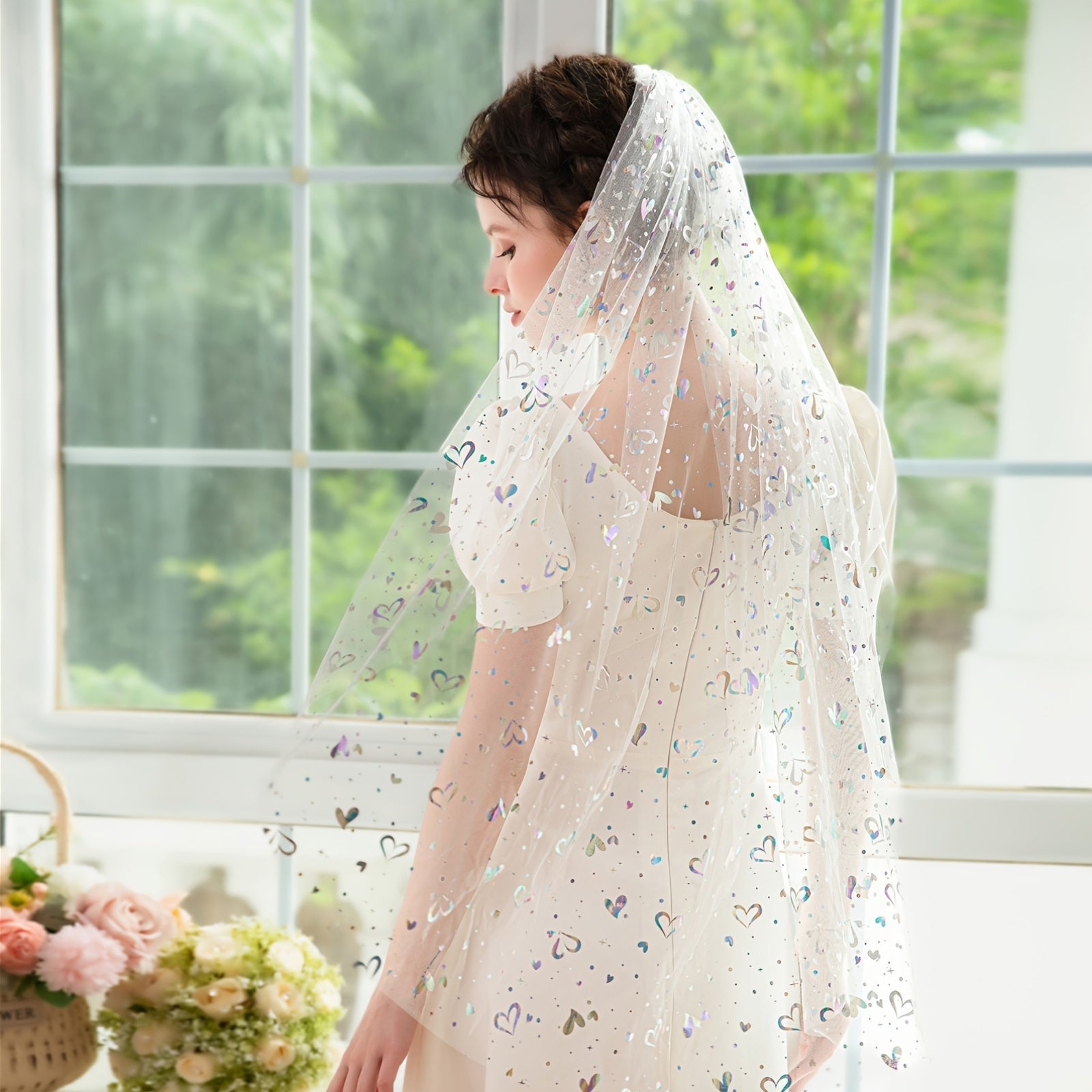 Short Bridal Veil with Floral Print and Comb