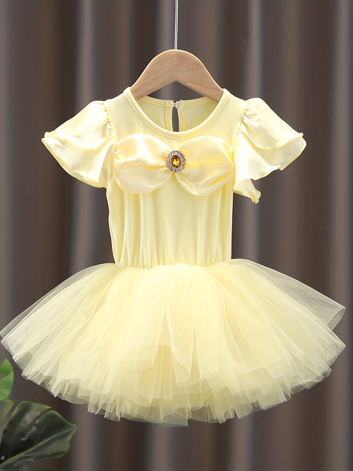 Girls Yellow Tulle Tutu Mesh Dress With Rhinestone Decoration