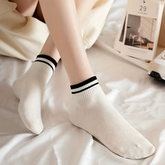 5 Pairs Striped Trim Short Sports Socks Women's Stockings