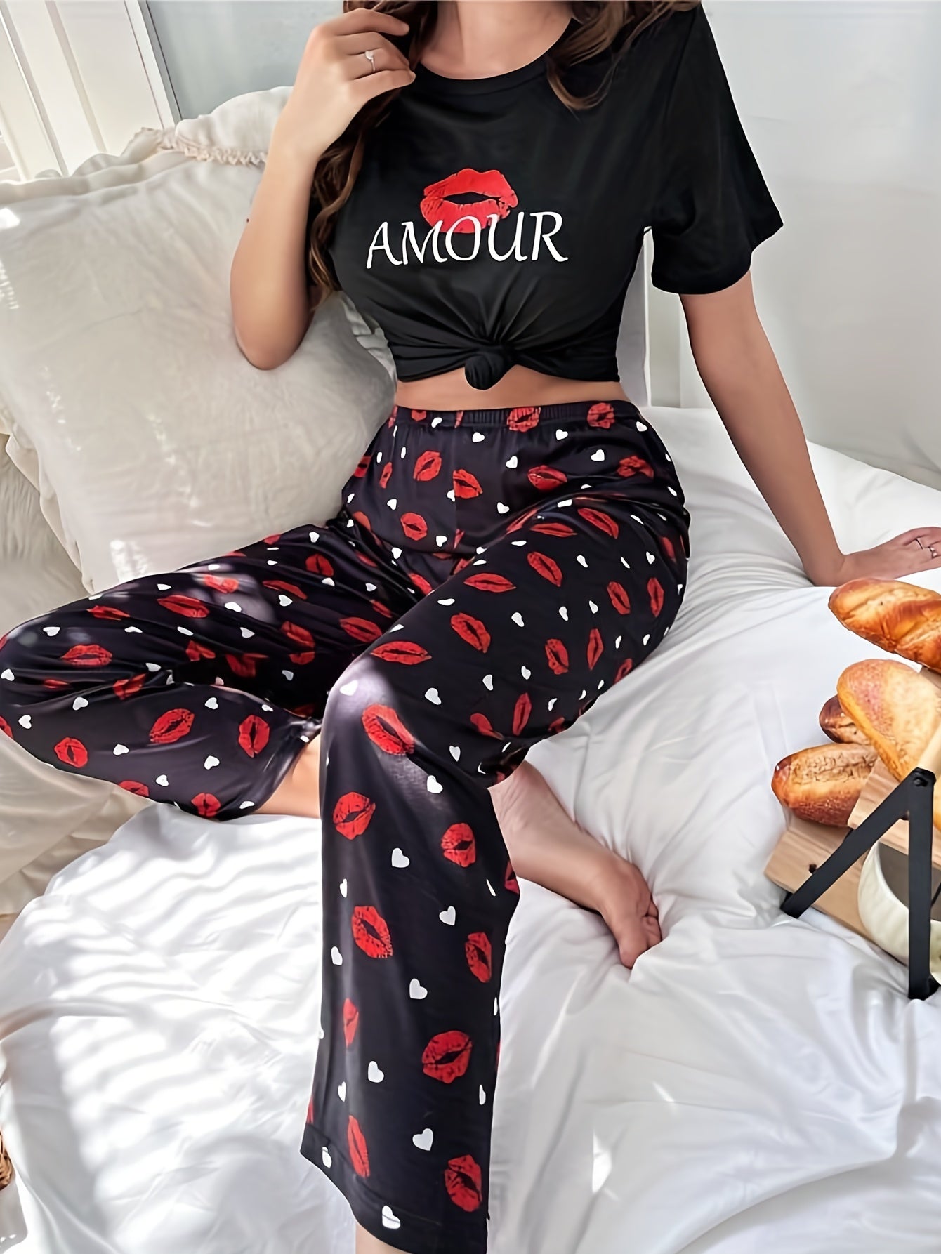 Lips Print Pajama Set Short Sleeve Top & Pants Women's Sleepwear
