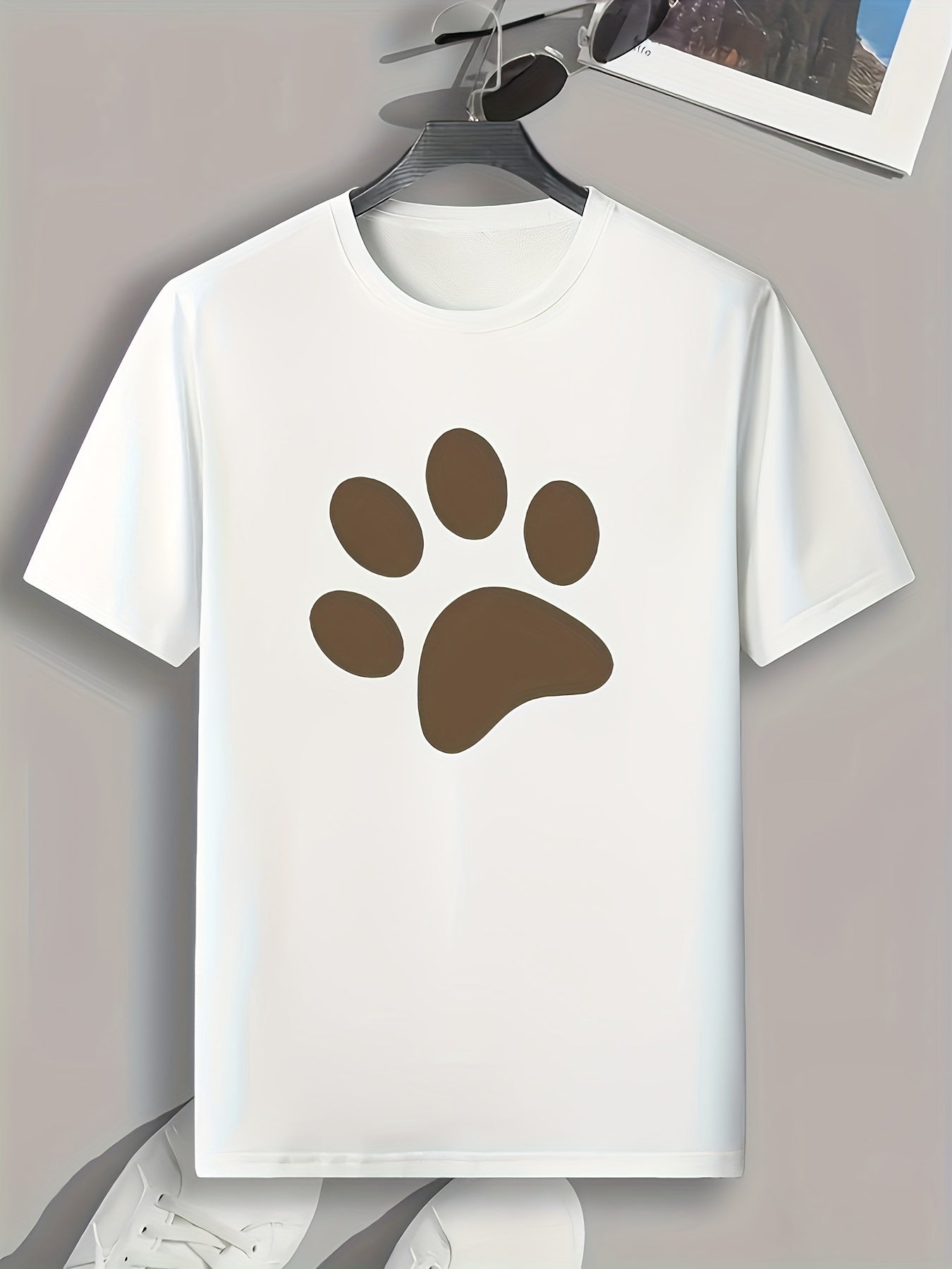 Paw Print Pattern Men's Sports T-shirt