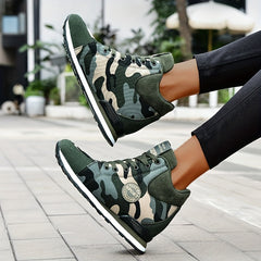 Women's Camo Combat Boots Lace Up Round Toe Outdoor Hiking Shoes