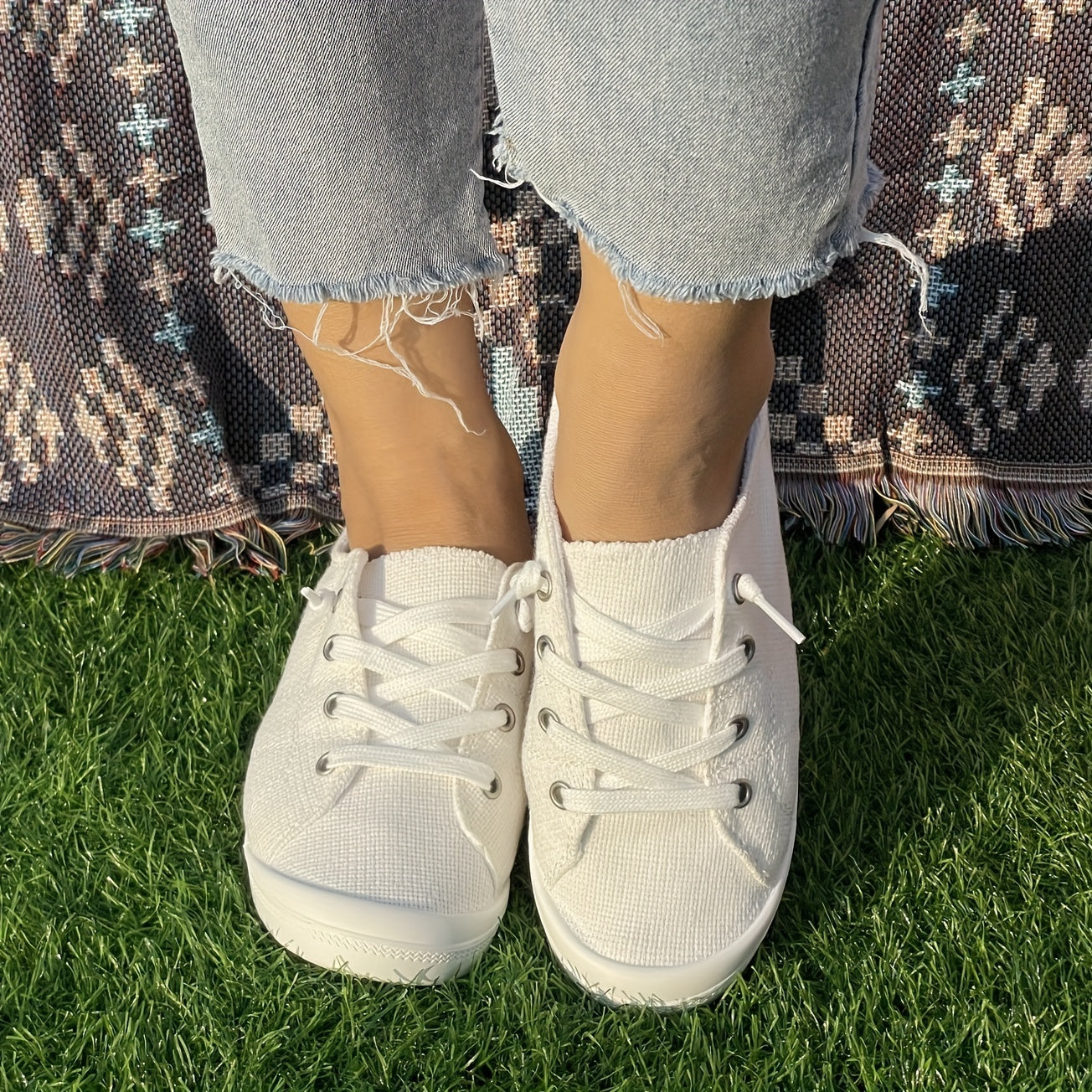 Women's Casual Solid Flat Sports Lace Up Shoes