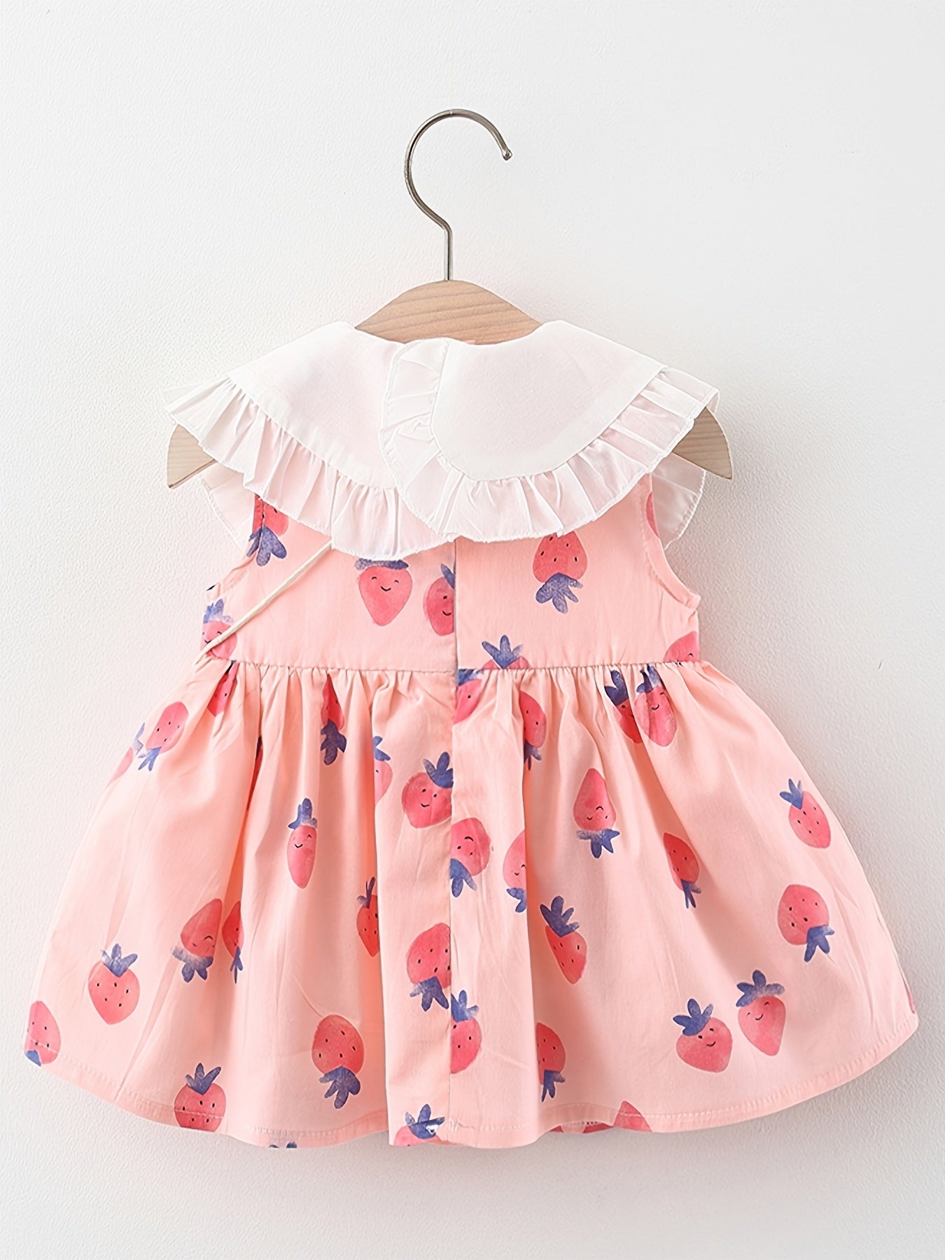 2pcs Girls Strawberry Sleeveless Doll Collar Summer Dress & Bag Set Clothes