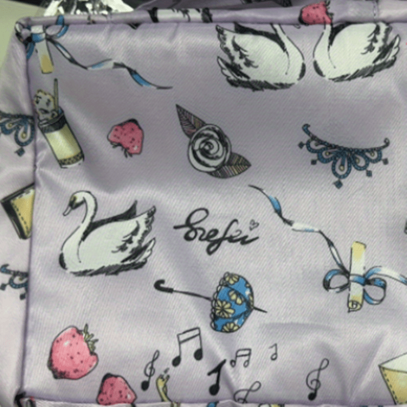 Note & Crown Pattern Square Makeup Bag Toiletry Organizer