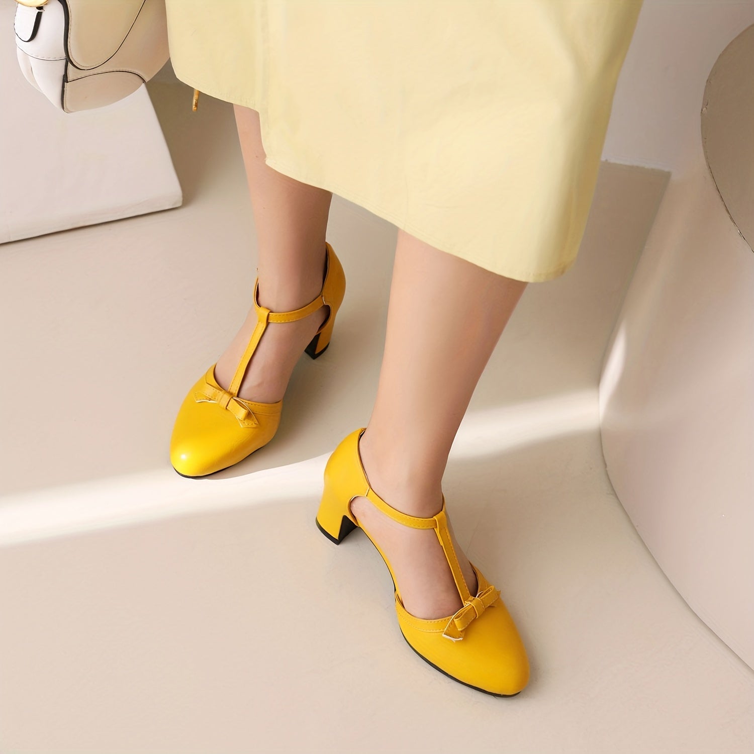 Women's Bowknot High Heel T-Strap Pumps
