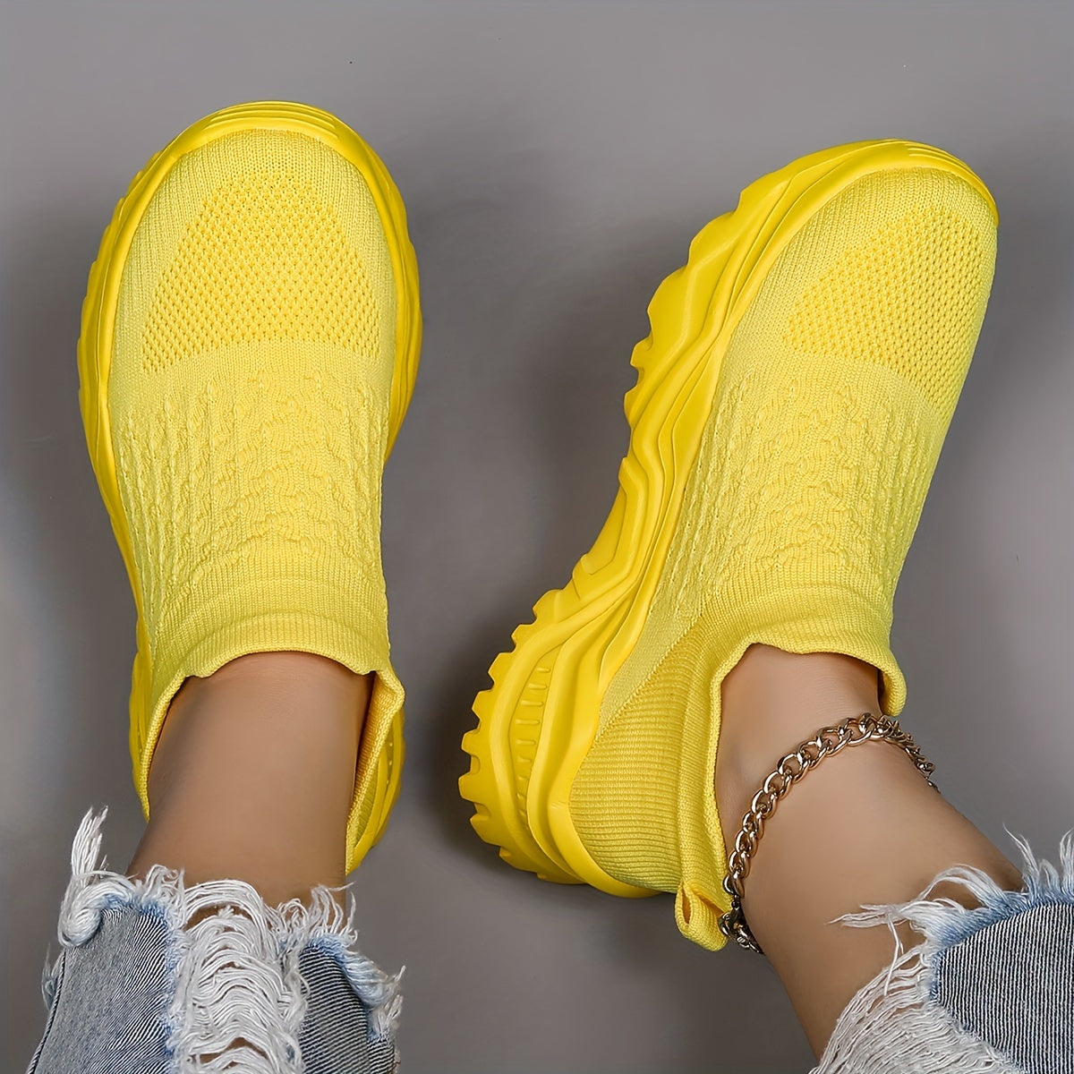 Soft Thick Bottom Mesh Breathable Woven Shoes