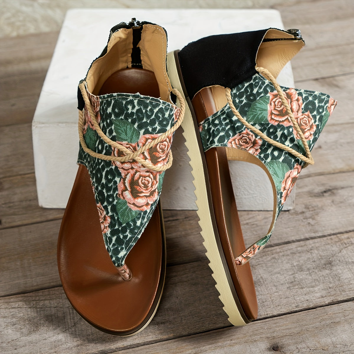 Rose & Leopard Print Thong Sandals Roman Style Beach Sandals