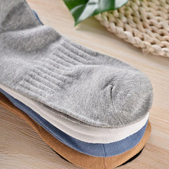 5 Pairs Men's Solid Crew Socks Comfy Cotton Casual Unisex Socks