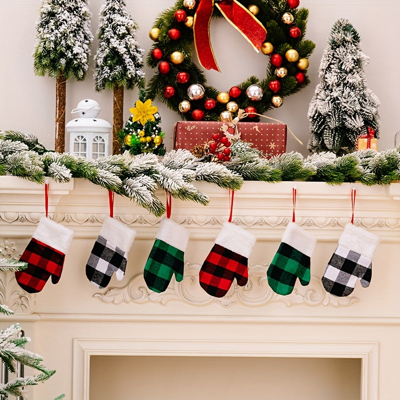 2pcs Christmas Hanging Gloves Plaid Small Gloves Christmas Tree Ornament