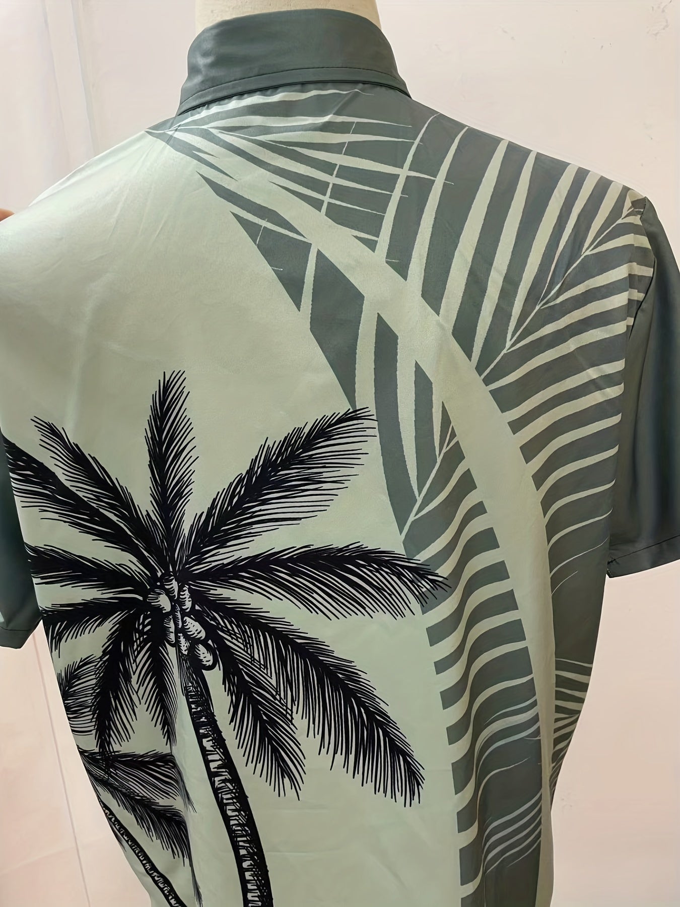 Coconut Tree Graphic Short Sleeve Shirt for Men