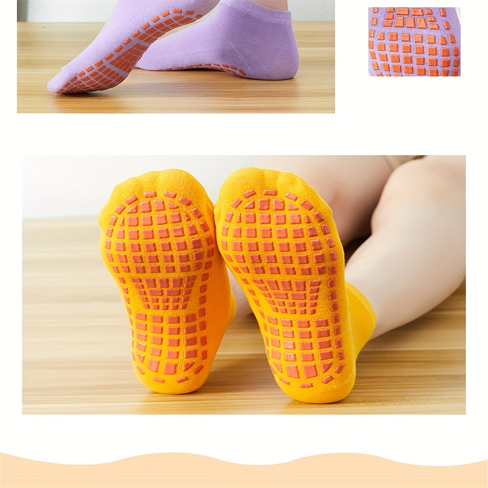Anti Slip Yoga Trampoline Socks for Women Comfortable Massage Socks